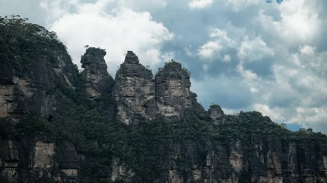 Three Sisters rock formation